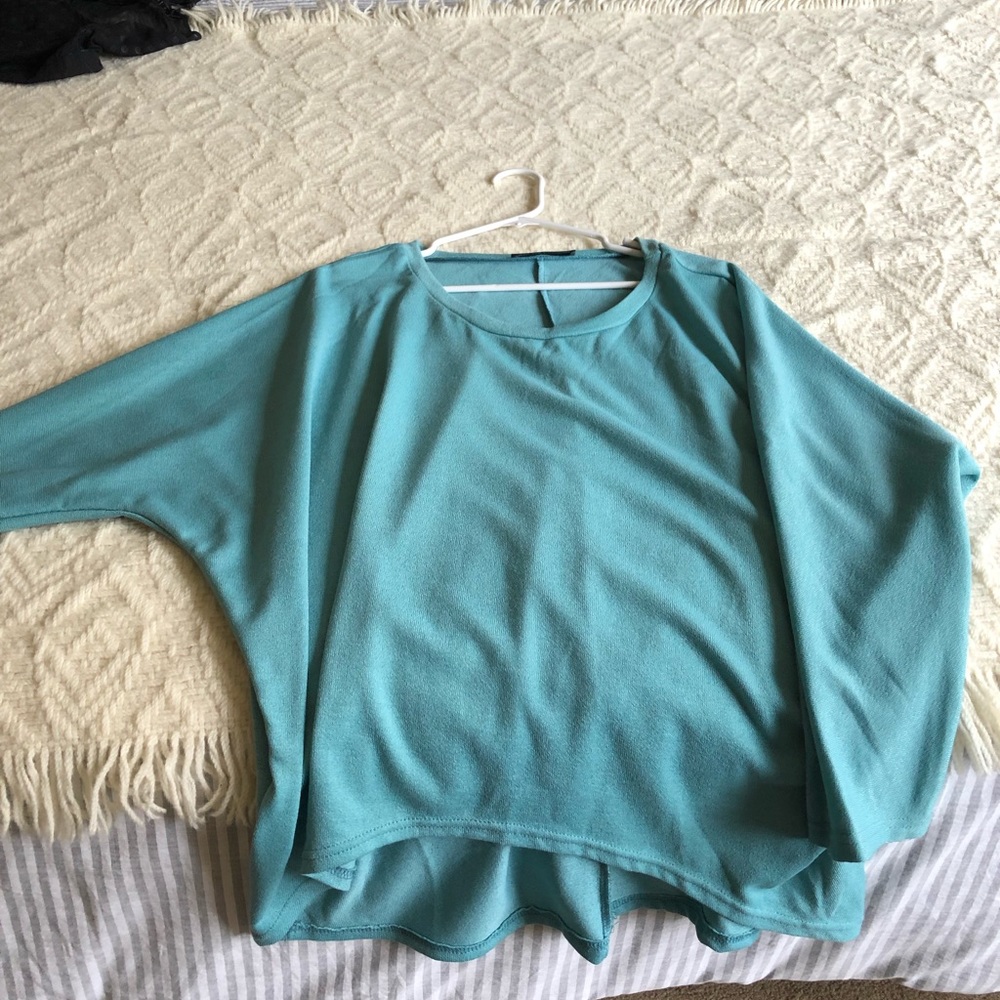 Zanzae batwing top